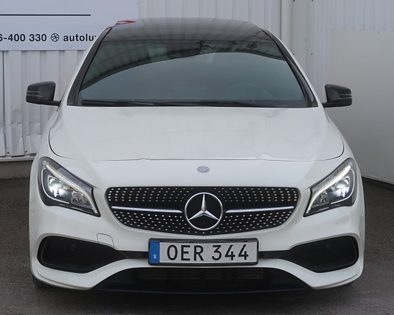 Mercedes-Benz CLA200 d 2 of 27