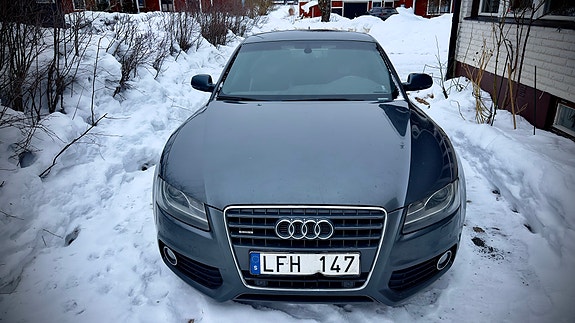 Audi A5 2 of 8