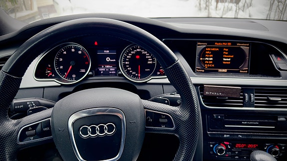 Audi A5 5 of 8
