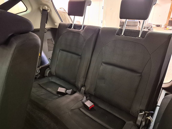Nissan Qashqai+2 12 of 20