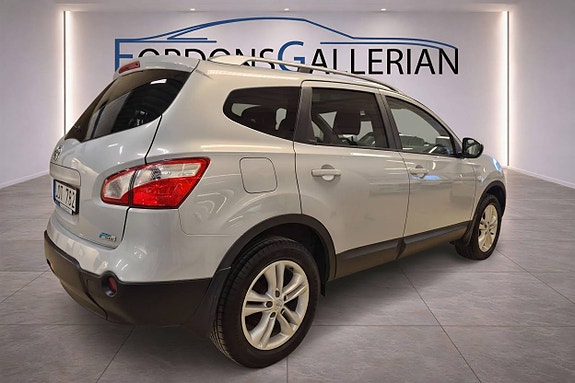 Nissan Qashqai+2 4 of 5