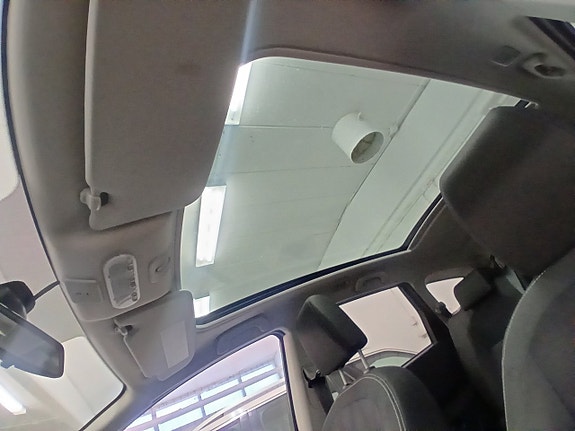 Nissan Qashqai+2 18 of 20