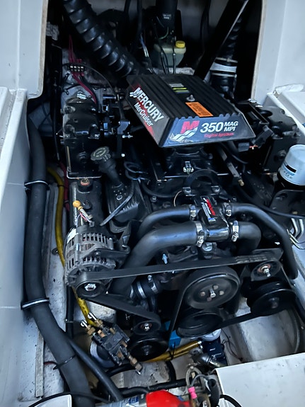 Regal 2550 LSC 2001 6 of 6