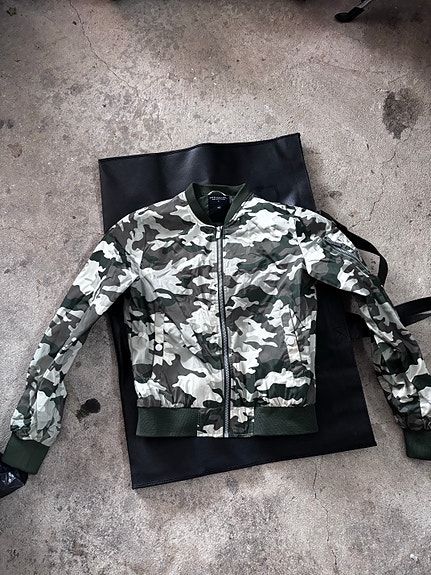 Product image 8 of 10