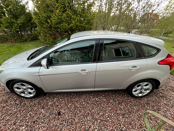 Ford Focus 4 of 14