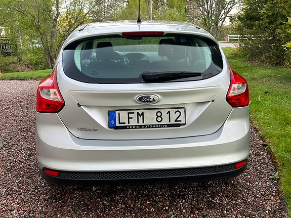 Ford Focus 5 of 14