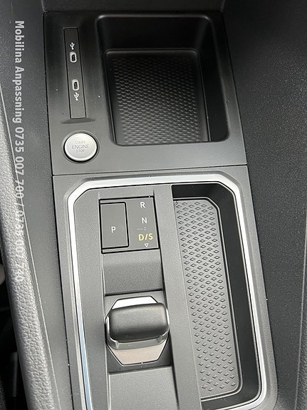 Ford Connect Tourneo 28 of 30