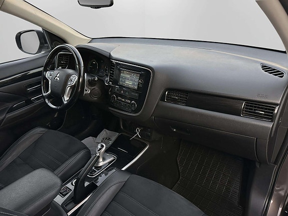 Mitsubishi Outlander 25 of 26