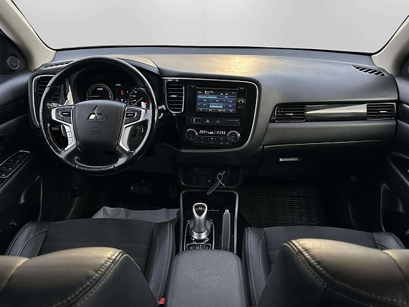 Mitsubishi Outlander 23 of 26