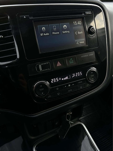Mitsubishi Outlander 19 of 26