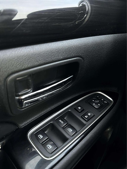 Mitsubishi Outlander 21 of 26