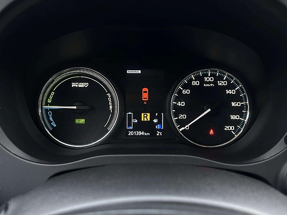 Mitsubishi Outlander 16 of 26