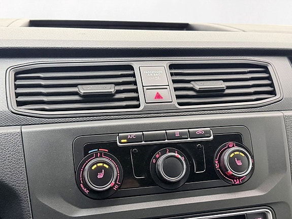Volkswagen Caddy 19 of 24