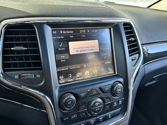 Jeep Grand Cherokee 16 of 27