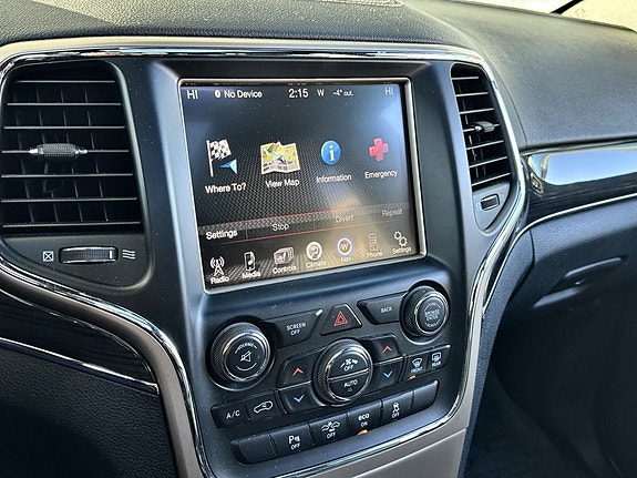 Jeep Grand Cherokee 15 of 27