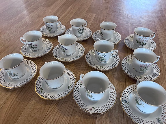Product image 1 of 6