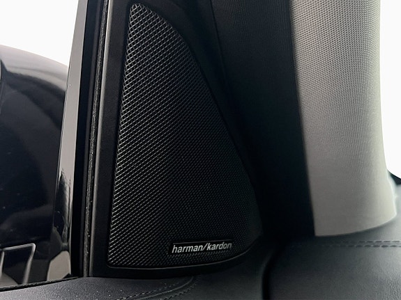 Mercedes-Benz E220 11 of 25