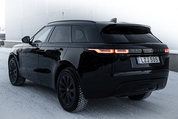 Land Rover Range Rover Velar 2 of 5