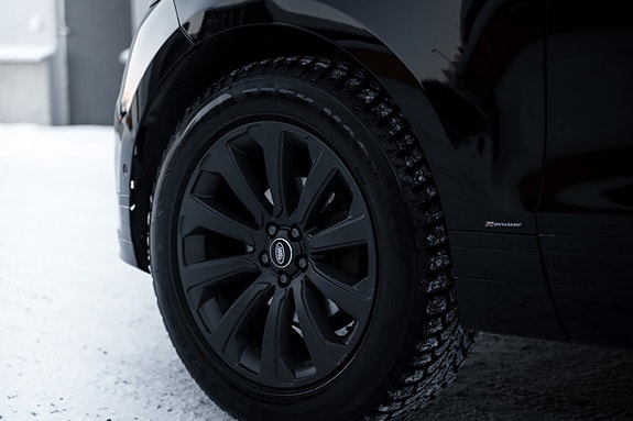 Land Rover Range Rover Velar 8 of 28