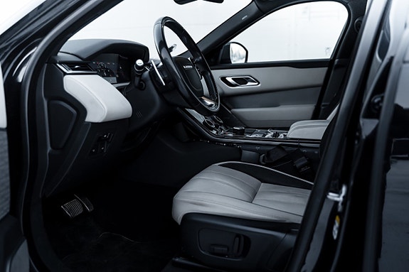 Land Rover Range Rover Velar 10 of 28