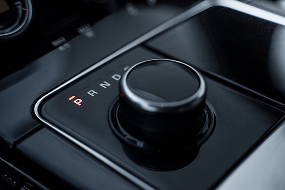 Land Rover Range Rover Velar 27 of 28
