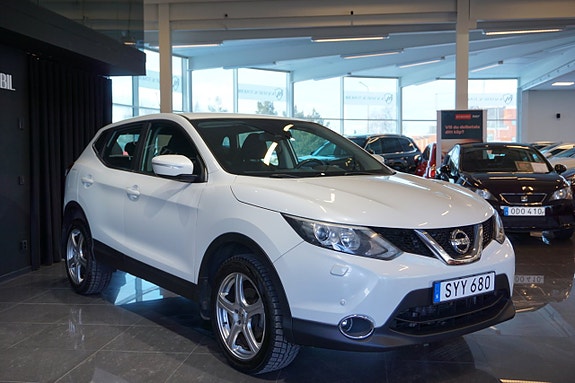 Nissan Qashqai 2 of 5