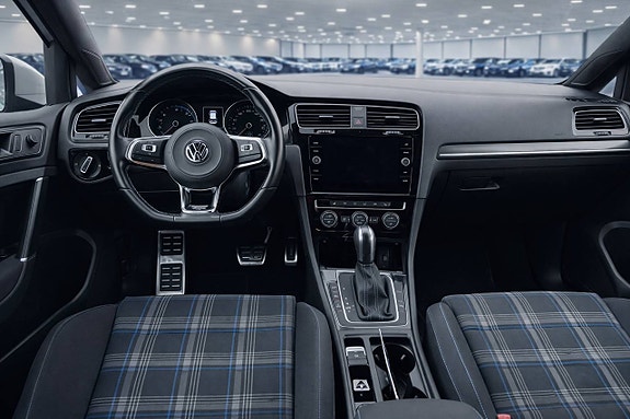 Volkswagen Golf I 5 of 11