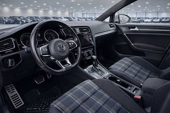 Volkswagen Golf I 4 of 11