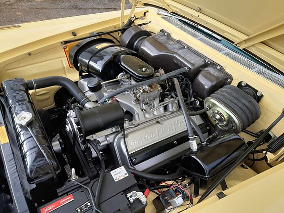 Chrysler New Yorker 21 of 30