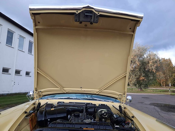 Chrysler New Yorker 22 of 30