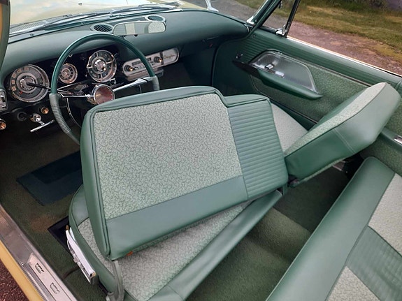 Chrysler New Yorker 18 of 30