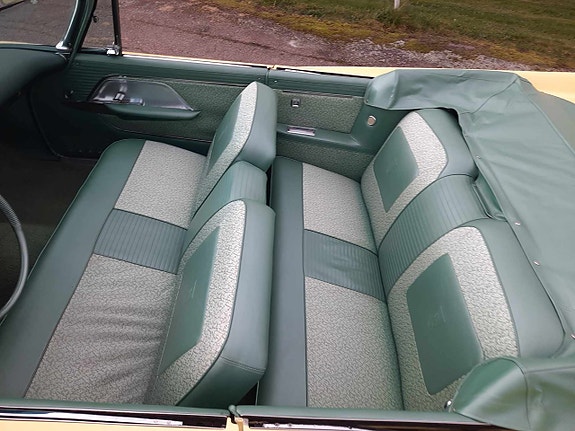 Chrysler New Yorker 11 of 30