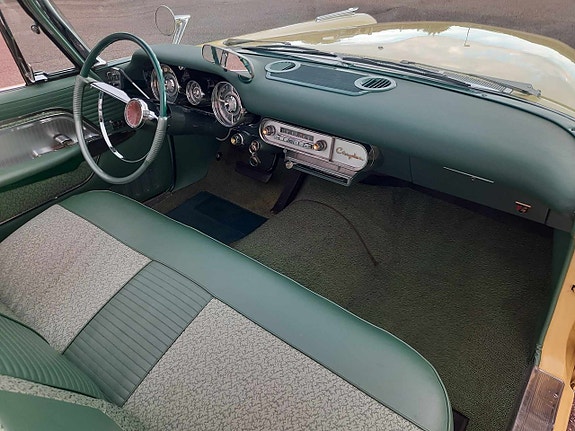Chrysler New Yorker 13 of 30