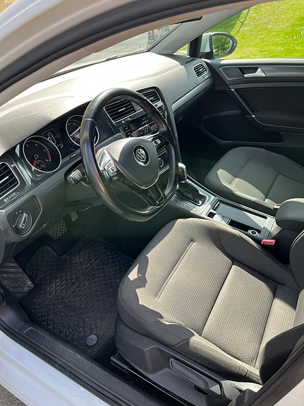 Volkswagen Golf VII 5 of 7