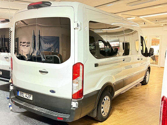 Ford Transit 3 of 5