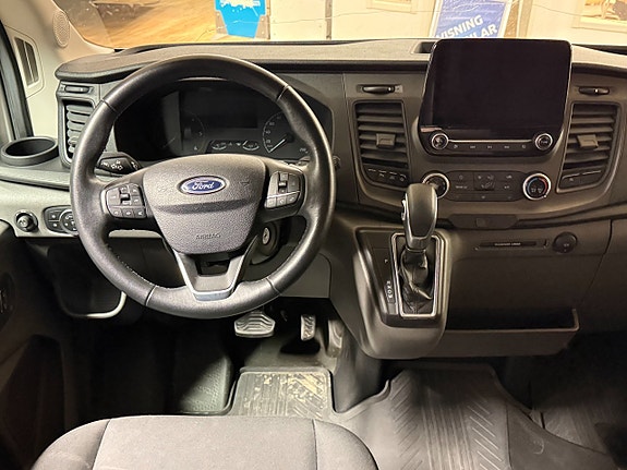Ford Transit 14 of 15