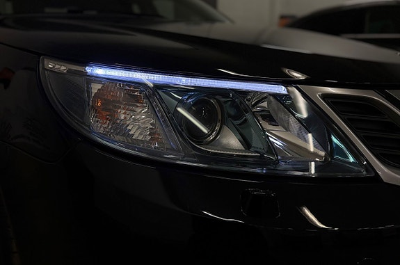 Saab 9-3 4 of 5