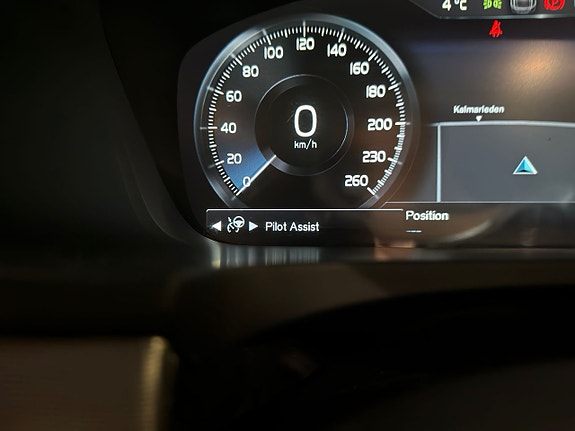 Volvo V90 Cross Country 12 of 19
