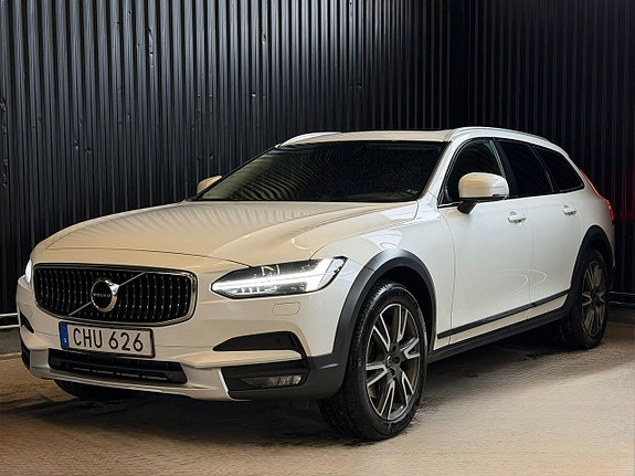 Volvo V90 Cross Country