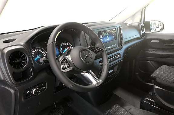 Mercedes-Benz eVito 112 6 of 11