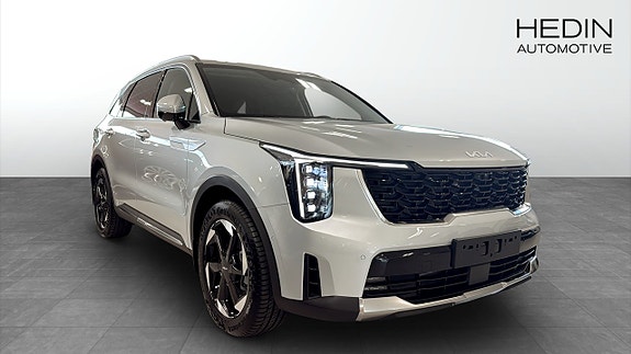 Kia Sorento 5 of 9