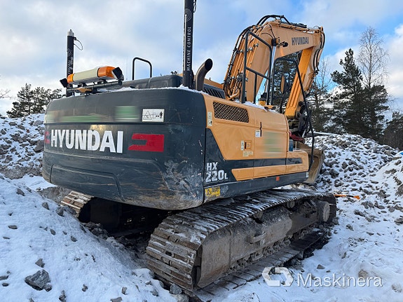Grävmaskin Hyundai HX220L 6 of 27