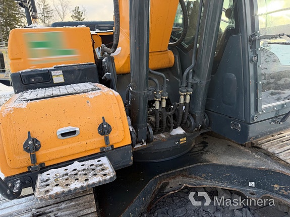 Grävmaskin Hyundai HX220L 23 of 27