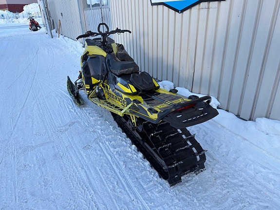 Ski-Doo Freeride 146" 850 E-tec Turbo R 4 of 4