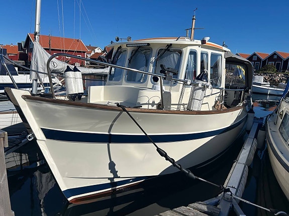 Rhea 730 Fishing -21 | Nanni T-5 205hk -2022 | Påkostad