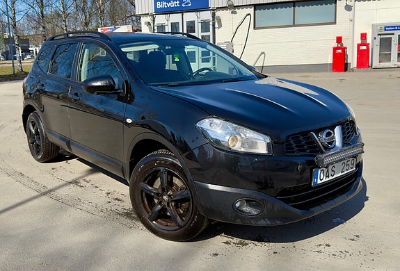 Nissan Qashqai+2 7 of 9