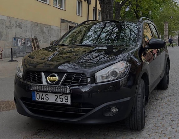 Nissan Qashqai+2 3 of 9