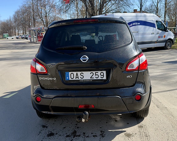 Nissan Qashqai+2 8 of 9
