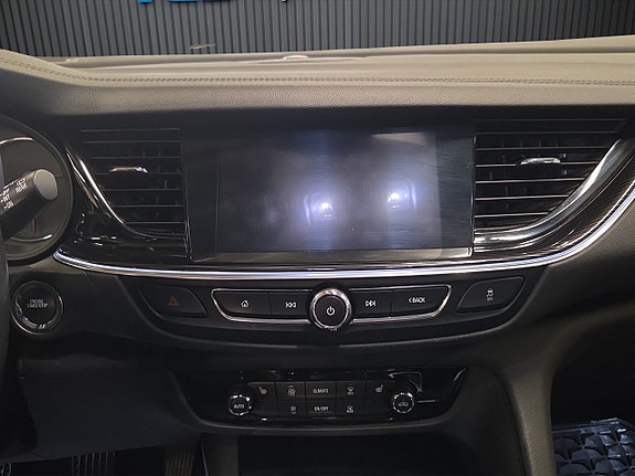 Opel Insignia 15 of 17