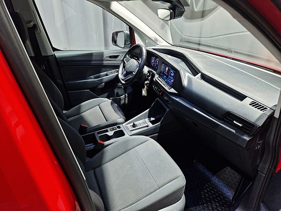 Volkswagen Caddy Maxi 16 of 16